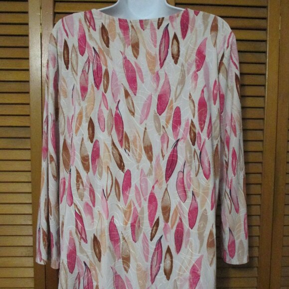 JM Collection top pinks, tans, stretchy wash & wear, great condition size L - Picture 7 of 8